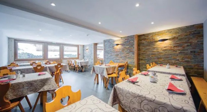 Hotel Igloo, Morzine ski chalet, image 3